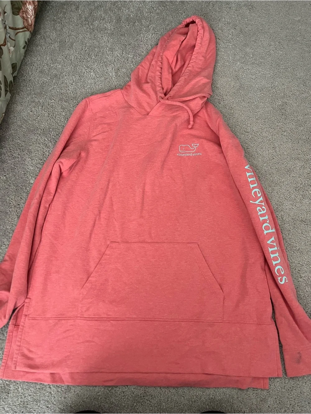 Vineyard Vines Woman Coral Pullover Hoodie with Whale Logo